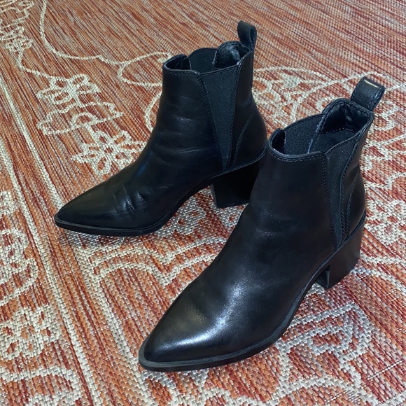 Leather Boots - Picture 5 of 6
